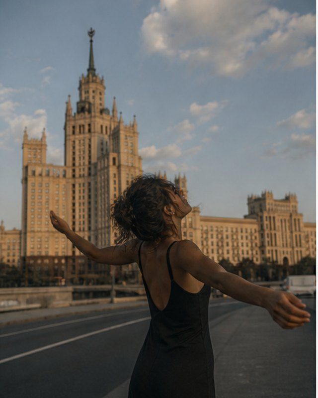 Стрит в большом городе